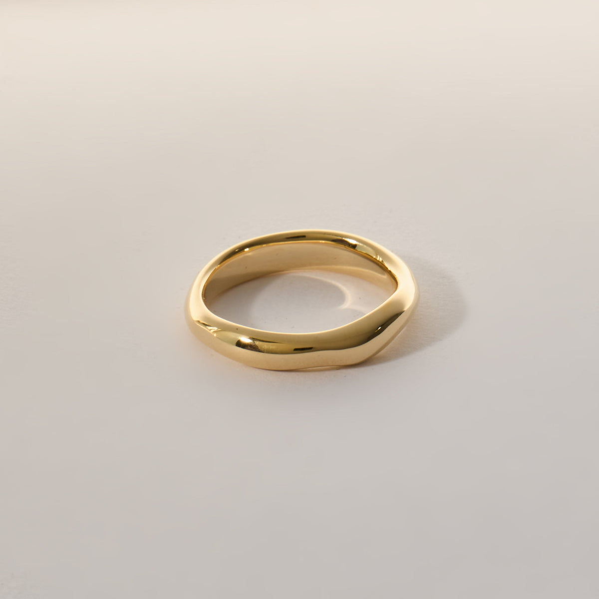 Lira Ring Gold